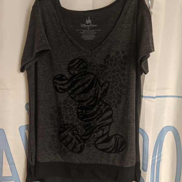 Disneyland XS tshirt - Picture 3 of 3